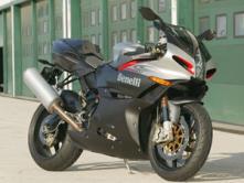 Benelli Tornado Tre 1130 Benelli Tornado Tre 1 130. Una italiana muy atractiva