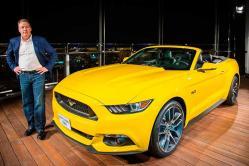 Un Mustang a lo alto del Burj Khalifa ¿Cómo subirías un Mustang a lo alto del Burj Khalifa de Dubai? Te lo mostramos en vídeo time-lapse