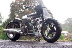 Big Ned by Mark Walker Una motocicleta para Frankestein