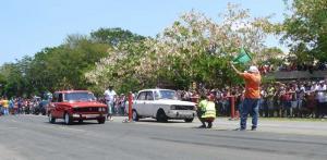 Rugen los motores en Monte Barreto