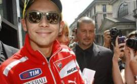 Valentino Rossi (Ducati Team) Rossi: "Hay pilotos que ahora lloran mucho"