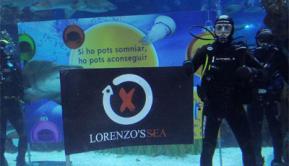 Lorenzo en el Acuario de Barcelona Lorenzo: "En la pista estoy acostumbrado a nadar entre tiburones"