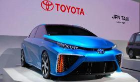 Toyota FCV Concept Toyota anuncia su “auto del futuro” a todo gas