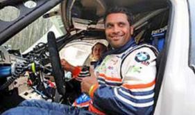 Al Attiyah gana octava etapa del Dakar y arrebata el liderato a Sainz