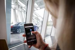 Sistema de parqueo inteligente de Mercedes Mercedes combate el estrés de encontrar parqueo