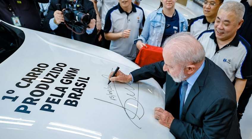 Fábrica de autos chinos en Suramérica 