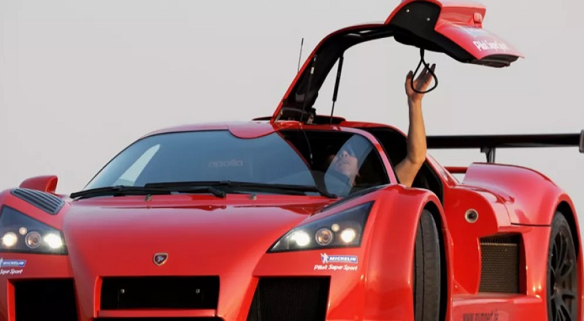 Gumpert Apollo