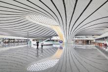 Un Gigante de cristal y acero: Daxing, el futuro del transporte aéreo 