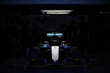 Mercedes busca piloto, Rosberg se retira