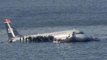 Cómo caerte del avión y no morir en el impacto