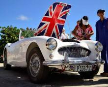 Austin Healy 1957: “Hasta el último tornillo es rescatable”