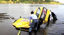 Video: El Ferrari Enzo se da un chapuzón
