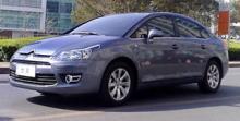 Citroën Sedán C4 2010: Una berlina explosiva