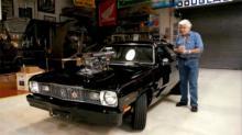 Jay Leno prueba un Plymouth Duster del 75 con 1000 cv