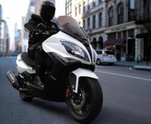 KYMCO Xciting 500R ABS. Megascooter de calidad a buen precio