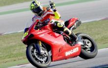 Rossi calibró su hombro en Misano: "Me duele mucho”