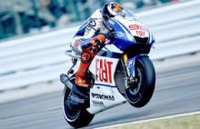 Lorenzo no está para récords, pero…