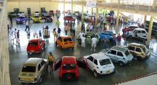 El Club de Autos Fiat Polski 126p sorprendió en EXPOCUBA