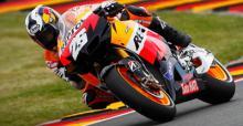 Pedrosa gana, Lorenzo descuenta y Stoner sigue líder