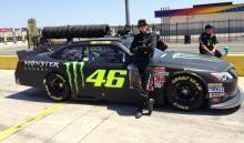 Valentino Rossi prueba un coche de la Nascar