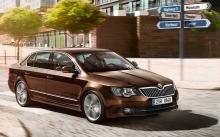 SKODA SUPERB 2014: Nuevo “look” para mantenerse súper