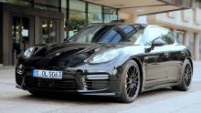 Porsche Panamera Hybrid Turbo, ¡686 CV de Poder Total!